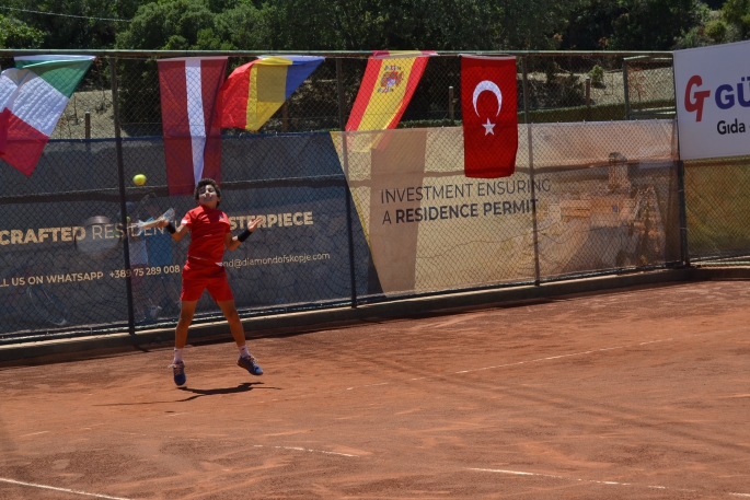 12 yaş erkek tenis Milli Takımları Bodrum’da buluştu