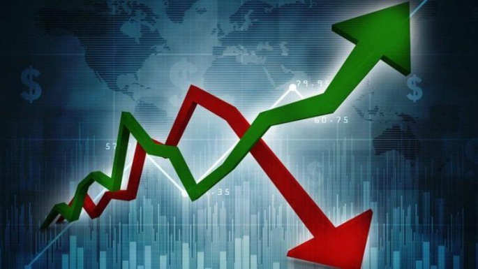 Akaryakıta büyük zam: Benzinde 1.02 lira, motorinde 1.06 lira...