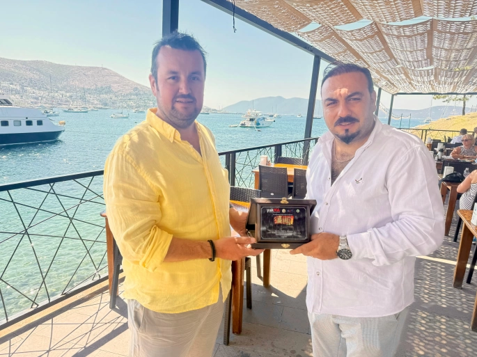 Alevlerin tanıkları ödüllendirildi