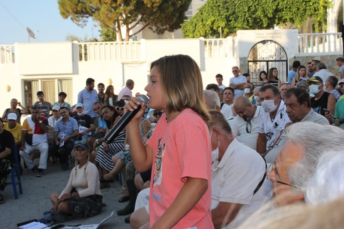 Aras, yurttaşla bir araya geldi