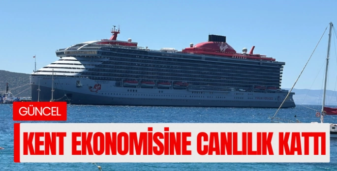   Bahamalar bayraklı kruvaziyer Bodrum'a demir attı