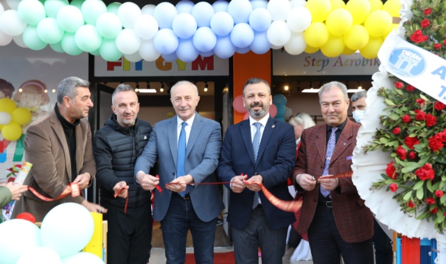 Başkan Atabay, Kıds Gym / Fıt Gym'in açılışını gerçekleştirdi