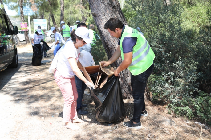 Bodrum'da 50 kilometrelik yol temizliği 