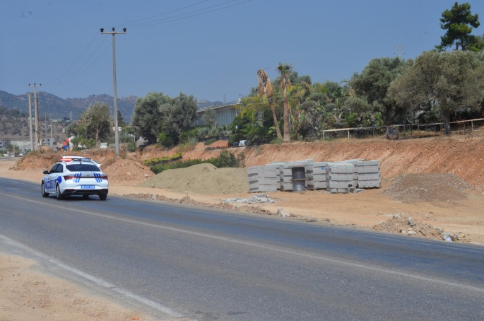 Bodrum'da 'bir garip' yol hikayesi: Seçim bitti, yapı paydos