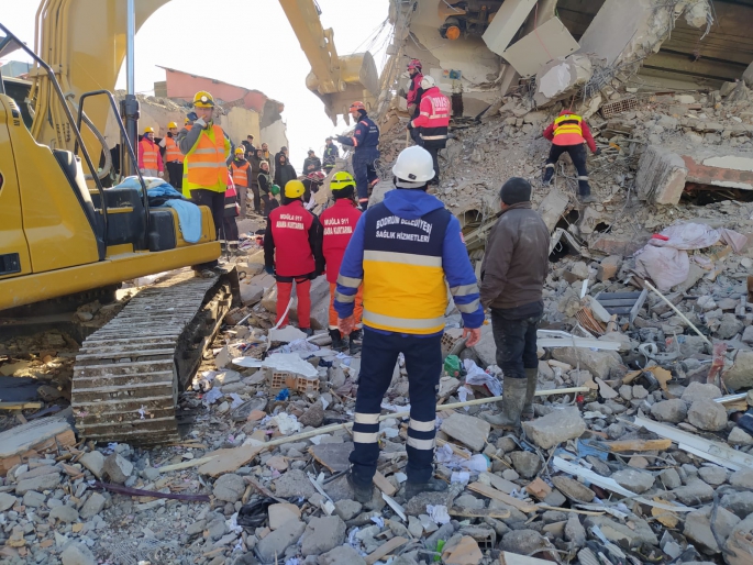  Bodrum'dan deprem bölgesine 105 yardım TIR’ı gönderildi