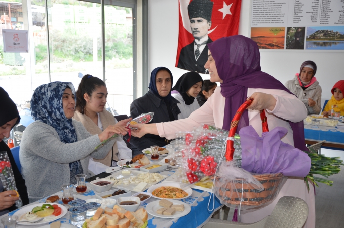 Bodrum Vanlılar Derneği'nden depremzede kadınları özel etkinlik