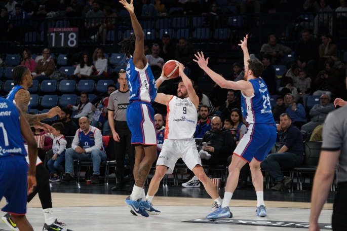  Çağdaş Bodrum, Anadolu Efes İle Kıyasıya Mücadele Etti