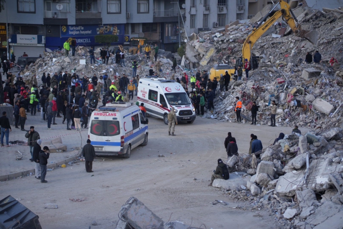 Canlı blog | Depremin üçüncü günü: Can kaybı 9 bin 57'ye yükseldi