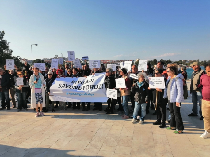 Datca'da kıyıların halka kapatılması protesto edildi