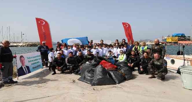 Deniz'in dibi yine bildiğimiz gibi! 192 kilogram çöp toplandı!