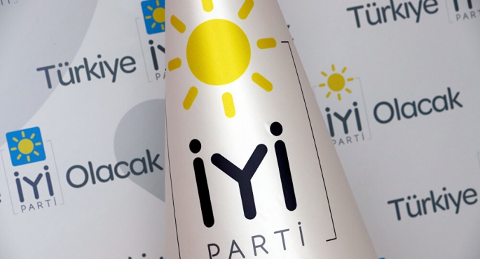 İYİ Parti'de 'Mansur Yavaş' istifası