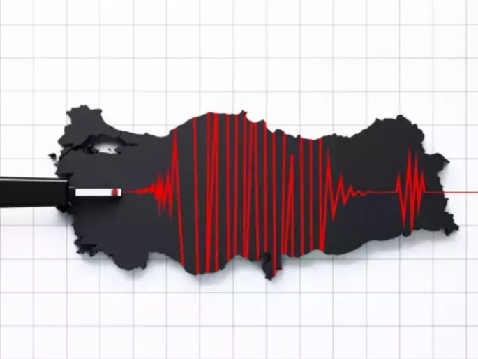 İzmir'de 4.5 büyüklüğünde deprem