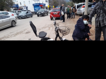 Bodrum'da trafik kazası: Engelliler yurttaş ezilmekten son anda kurtuldu