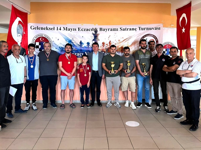 Köyceğiz'deki Satranç Turnuvası, kıyasıya mücadeleye sahne oldu   