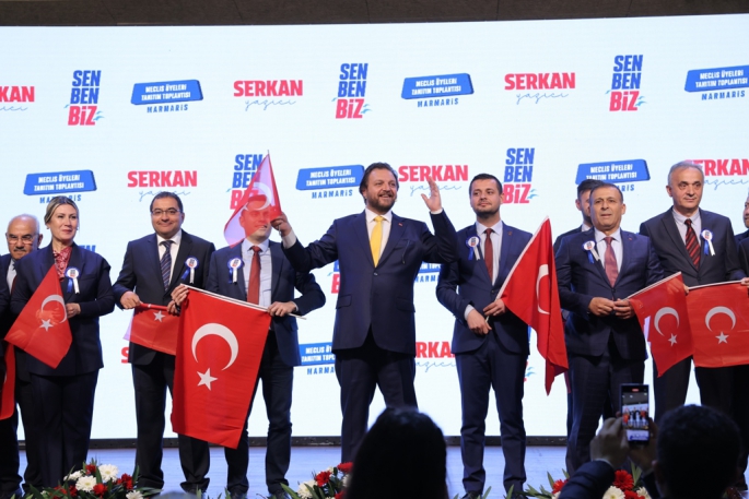 MARMARİS’TE “SEN BEN BİZ HEPİMİZ MARMARİS!” YÜKSELİŞTE