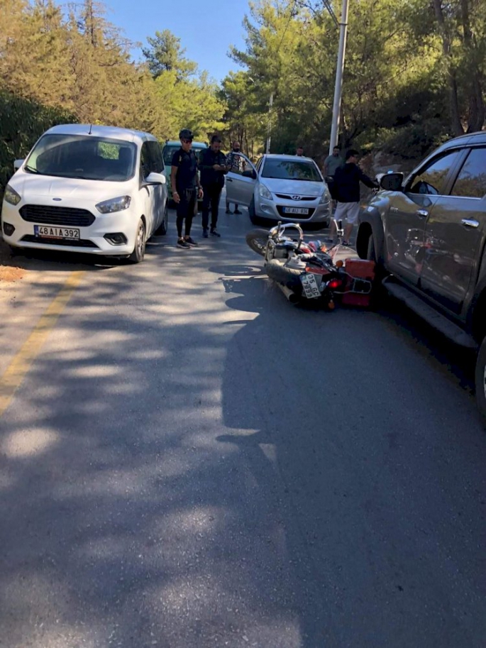 Motor kazasında 2 kişi yaralandı