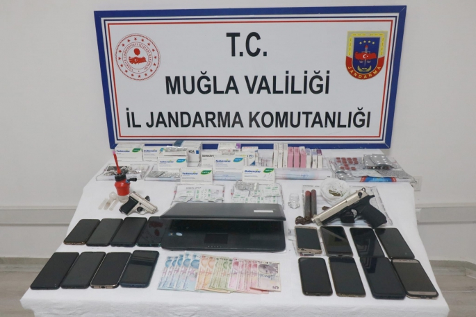 Muğla'da 'organize suç örgütü' operasyonu:15 gözaltı