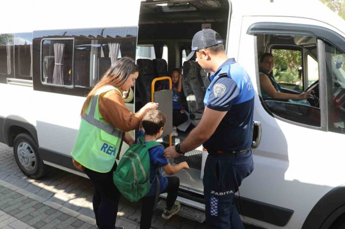 Öğrenci servislerine sıkı denetim