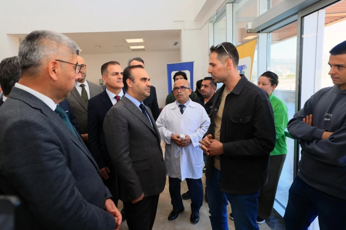 Sanayi ve Teknoloji Bakanı Kacır, Muğla Teknopark'ı ziyaret etti