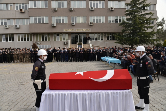 Şehit Polis Gözyaşlarıyla Uğurlandı