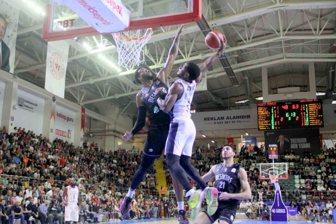 Türkiye Sigorta Basketbol Süper Ligi: Çağdaş Bodrumspor: 82 - Beşiktaş: 90