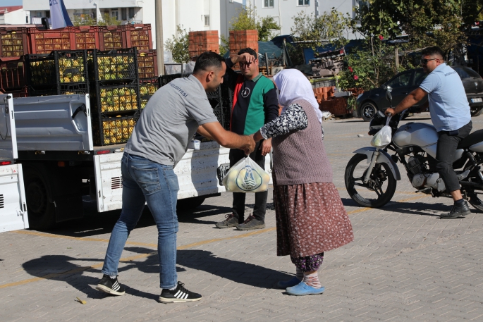 ÜRETİCİYE DESTEK OLMAYA DEVAM EDİYOR