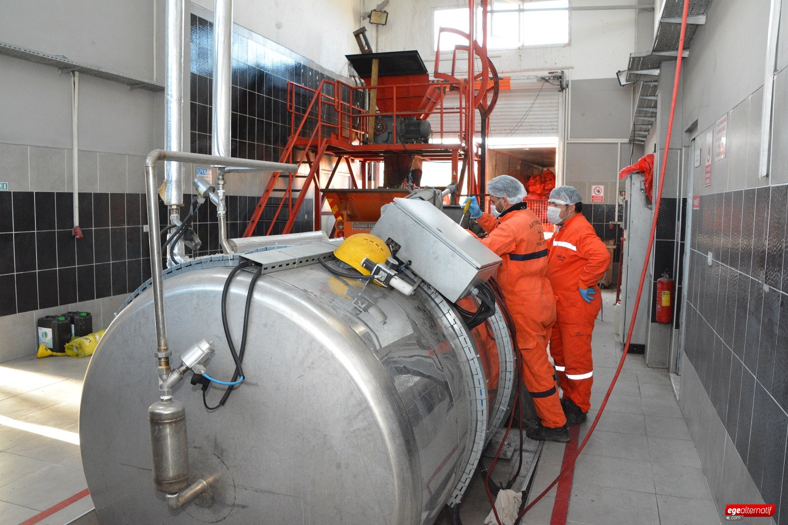 7 Bin 900 Ton Tıbbi Atığı Evsel Atığa Dönüştürdü