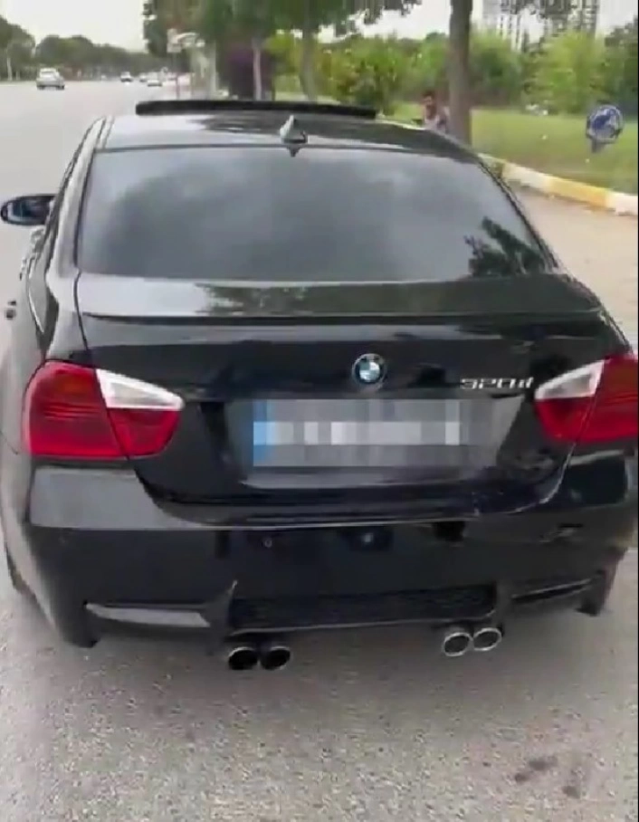 Abartı egzozlu lüks otomobil sahibine 9 bin TL ceza uygulandı
