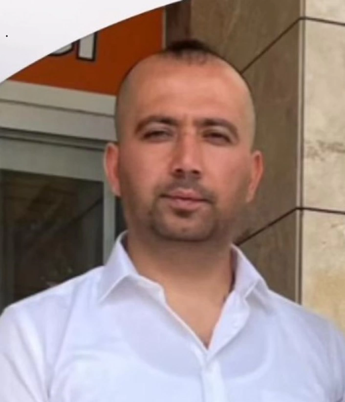 Adanada bir şahıs aracına binerken öldürüldü
