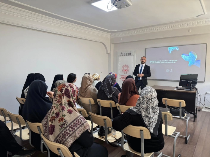 Aile Destek Merkezlerinde eğitim programı düzenlendi
