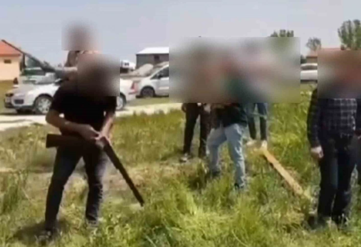 Aksarayda magandaların evinden cephanelik çıktı
