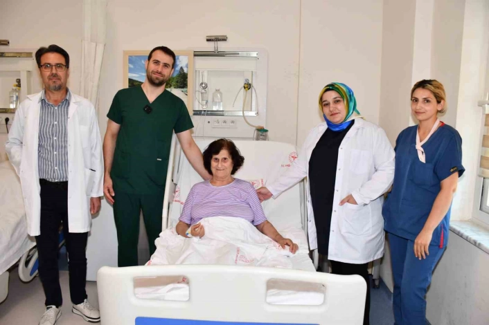 Alanyada aynı anda iki başarılı akciğer kanseri operasyonu
