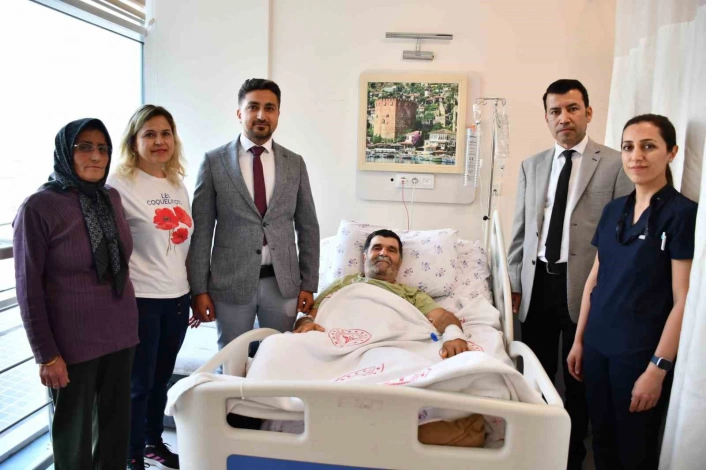 Alanyada mikro cerrahi yöntemle doku nakli yapıldı
