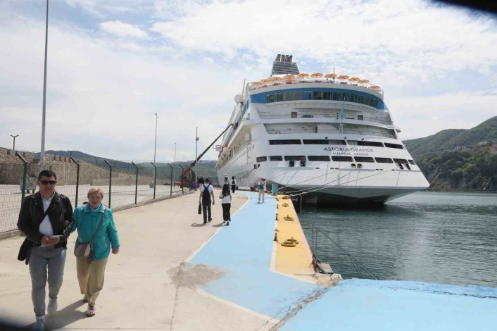 Amasraya Rusyadan gelen turist sayısı 86 bin kişiye ulaştı
