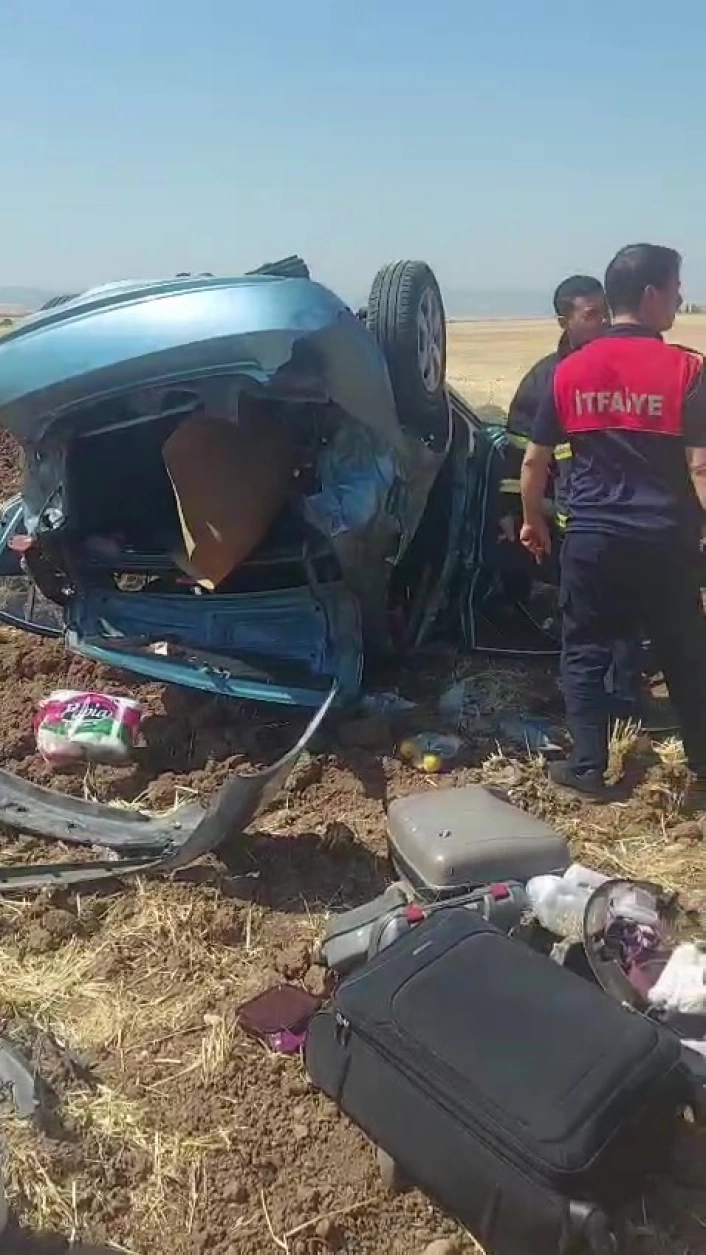 Amasyada otomobil şarampole uçtu: 3 yaralı

