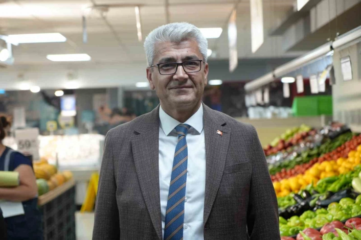 Antalyada bayram öncesi marketlerde etiket denetimi
