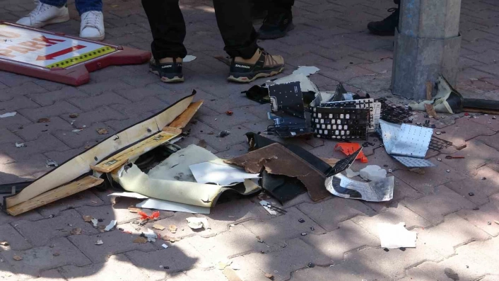 Antalyada şüpheli çantadan bilgisayar klavyesi çıktı
