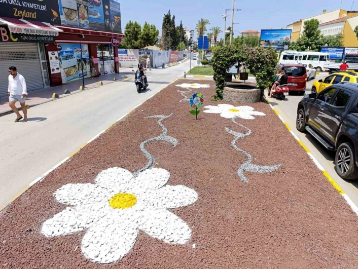 Aydın Büyükşehir Belediyesi Kuşadasında çalışmalarını sürdürüyor
