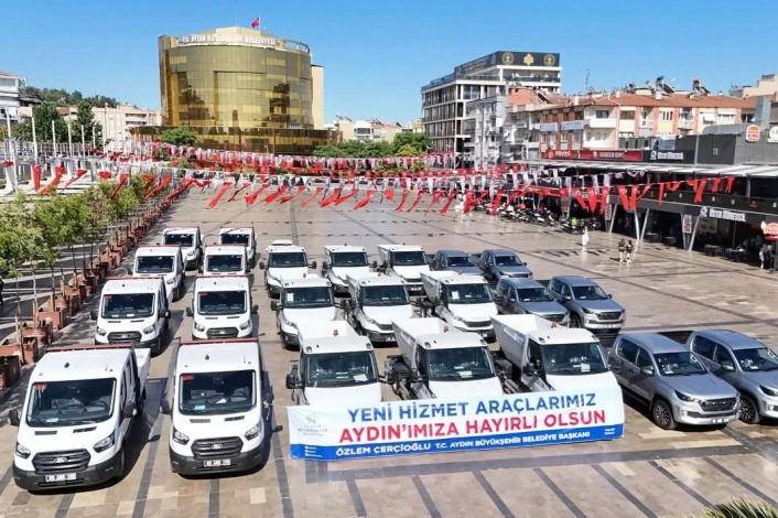 Aydın Büyükşehir Belediyesinden Bozdoğana hizmet aracı desteği
