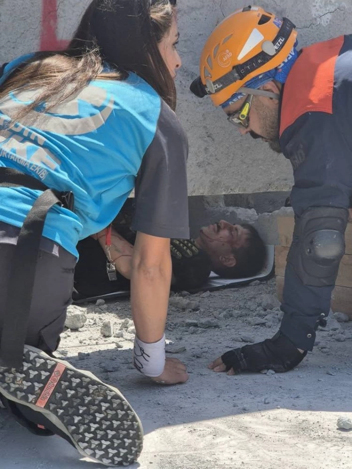 Aydında afetlere hazırlık tatbikatı başarıyla tamamlandı
