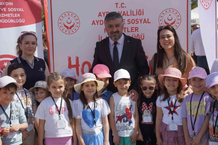Aydında Aile Yılı kortej yürüyüşü yapıldı
