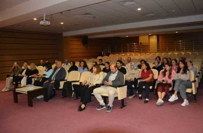 Bafra Devlet Hastanesinde NRP Yenidoğan Canlandırma Eğitimi
