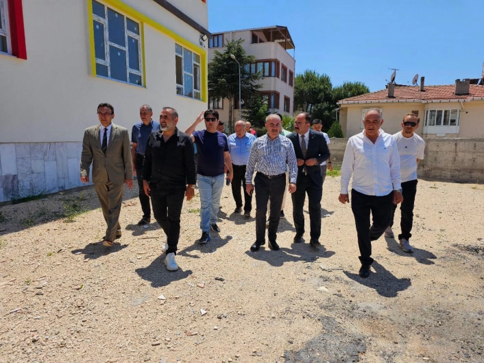 Balıkesirde okul inşaatları yerinde incelendi
