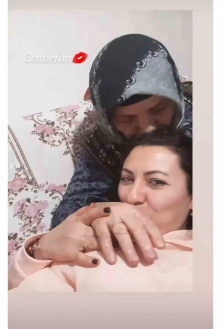 Başakşehirde boşanma aşamasındaki kadın, eşi tarafından evinde silahla öldürüldü
