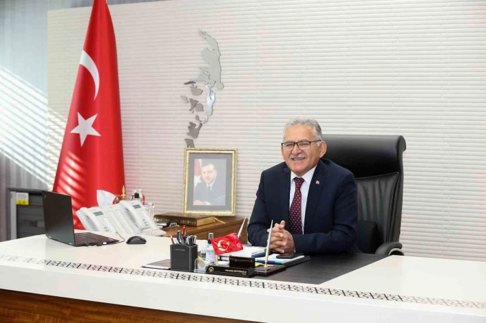 Başkan Büyükkılıçtan sanayinin merkezi Kayserinin başarısına tebrik
