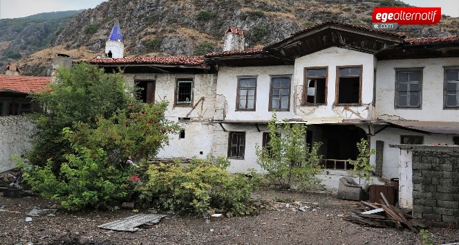 Başkan Gürün, Baba Ocağını Menteşe Belediyesi'ne bağışladı