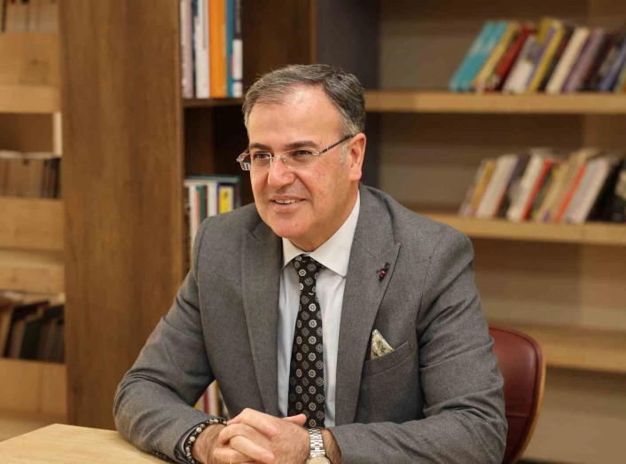 Başkan Özdoğandan Kayserinin gururu sanayi firmalarına tebrik

