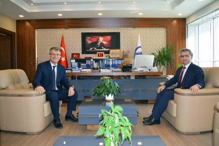 Başsavcı Karabacaktan Genel Sekreter Bilime veda ziyareti
