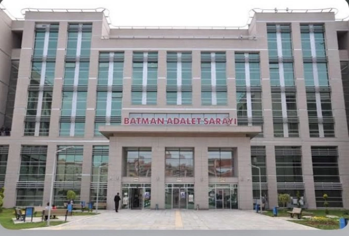 Batmanda bir öğretmen istismar iddiasıyla tutuklandı
