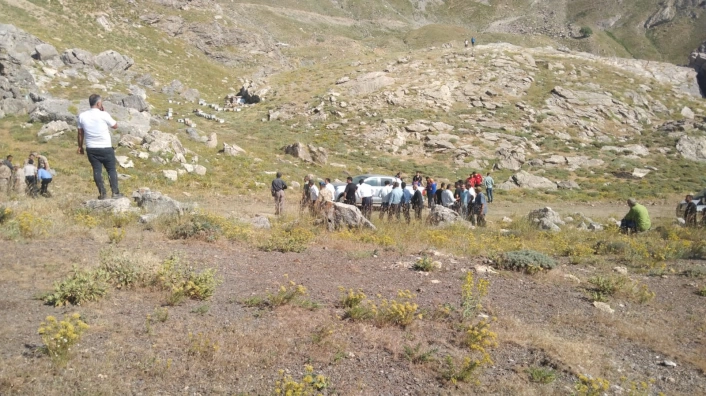 Batmanda keşif ekibini taşıyan araç şarampole yuvarlandı: 5 ölü
